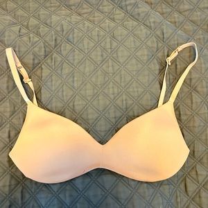 Great Condition SKIMS Push-Up Bra
